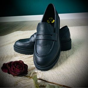 Black Chunky Loafers